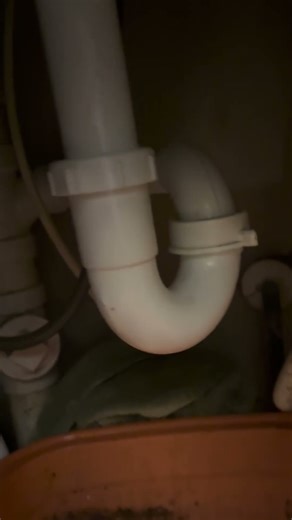 Kitchen sink #totalfinishingsolutions #plumbing Pre-set water test