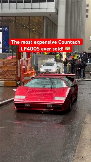 The 1 of 2 Countach Turbo LP400S sold for a record $1.1M! 💵 #lamborghini #lamborghinicountach