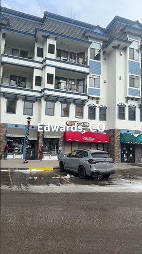 Downtown Edwards Colorado on a winter afternoon