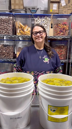 Over the years we've had viral posts with our pickles and lots of people get SUPER upset about the juice😭🫠! Soo here's a two part video kinda breaking it all down for y'all! Hope this makes sense!💚🥒#pickles #pickle #viral #trending #fyp | Jojo’s Freeze Dried Goodies