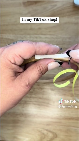 If you stitch in an embroidery hoop, you need this stuff! #embroidery #hack #embroideryhoop #fabric