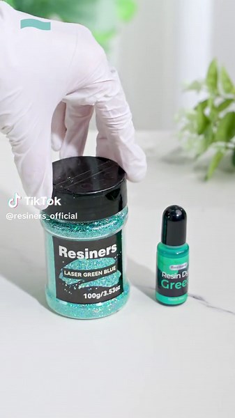 Indulge in the soothing ASMR of resin crafting with us! 🎨 #ResinCraftASMR #resiners #resinersmachine #vacuumchamber #AirLessLite #resinbubbleremover #bubbleremovalmachine #resinersbubbleremoving #resinmachine #resin