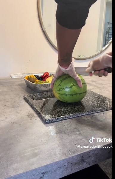 Turning fresh fruit into art, listen close 👂 For our ASMR Lovers turn up the volume 🔈 Mini trays available from £12 Large available from £35 Secure yours today DM us to order #ASMR #FruitTray #Satisfying #FoodPrep #SmallBusiness