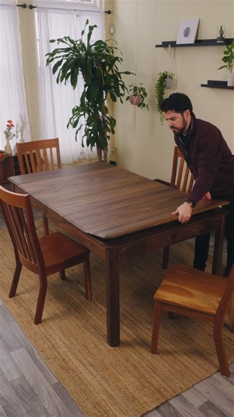 🧩 Assembling a 3000-piece puzzle on the Modular Gaming Table, Only #redbull and #doritos can fuel us through this challenge. 🔥