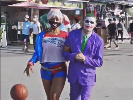 我们不太会打，能加二个吗？教授joker突袭野球场！