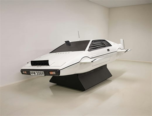 James Bond's Esprit Submarine is for Sale - Hagerty Media