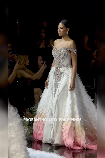 209K views · 1.9K reactions | A fashion show and collection that...