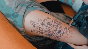Design the tattoo you’ve always wanted with Freehand Ink ✍Draw 💦Wash 👀 Watch it develop in 24 hrs 🛒 Shop it https://inkbox.com/freehand-ink | Inkbox Tattoos