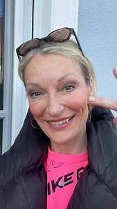 Es huift ja nix! 🙃 #monikagruber #comeback #tour #eshuiftjanix | Monika Gruber