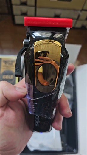 WAHL Magic Clip Cordless Hair clipper - Shaver, trimmer, grooming tool, hair cut