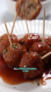 RECIPE⬇ for my Grape Jelly Meatballs recipe! Not to be dramatic, but these grape jelly meatballs might just be better than the game. 😍🏈 Crowd-pleasing, easy-to-make, and absolutely delish. Game day fuel starts here! #GameDayEats #TailgateFood #EasyAppetizers #PartyFoodIdeas #GrapeJellyMeatballs #SlowCookerRecipes #FootballFood #CrowdPleaser #MakeAheadMeals #FingerFoods #SweetAndSavory #GameDayRecipes | All Things Mamma