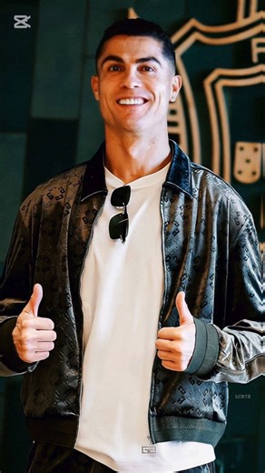 Ronaldo Reacts When Meets Georgina 😅 #ronaldo #cr7 #cristianoronaldo #foryou #gorgina #football