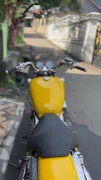 Honda Magna 750 V-twin 4-cylinder engine