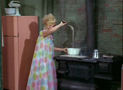 OUR BOOM NATIONAL PANCAKE DAY BONUS comes courtesy of Lisa Douglas's (played by Eva Gabor) "hots cakes" from "Green Acres": | BoomUnderground.com