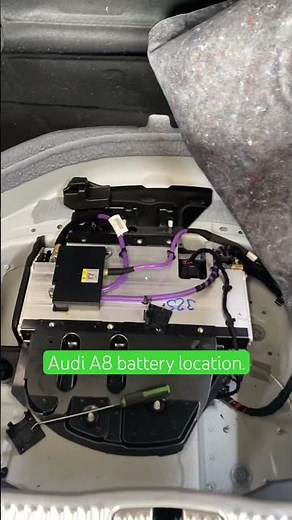 Audi A8 car battery location.#A8 battery#audiA8#la casadelosfamosos