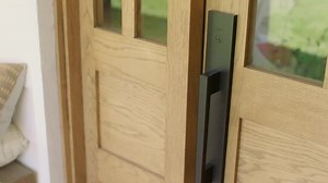 Kwikset Caerus Matte Black Single Cylinder Keyed Entry Door Handleset featuring Kwik Slide Technology 818CRHXHFL SQF 514 SMT