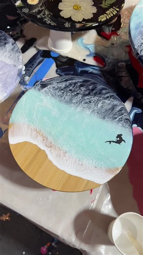 Creative Epoxy Waves with Hammerhead Shark