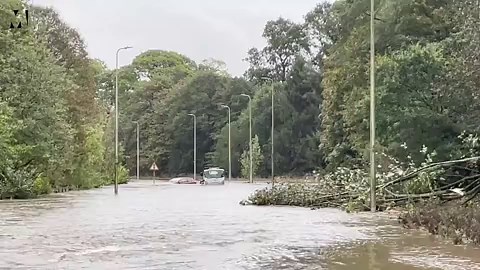 Dundee roads blocked by flooding