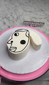 Valentines cake? #ValentinesDay #cake#valentines #justinbieber #cakedecorating #cakedecorating #valentinesdaygift #willyoubemyvalentine | Angie's Cake's Bakery, LLC