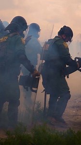 25K views · 321 reactions | The newly formed Del Rio Sector Mobile Response Team paired up with the Special Operations Detachment for mobile field force training. The agents experienced real world crowd control scenarios and were able to put their skills to the test! #lawenforcement #usbp | US Border Patrol Del Rio Sector | Facebook