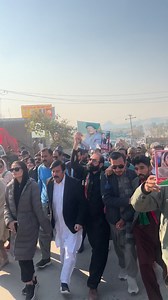 1.2K reactions · 36 shares | قائد مرشد عمران خان قیدی نمبر 804 کی بہادر جرات مند غیرت مند باہمت بہنوں کو خراج تحسین پیش کرتا ہوں جو اس مشکل وقت میں اپنے بھائی کے ساتھ مخلص بے لوث کھڑی ہیں انشاءاللہ ہماری سپورٹ ان باہمت بہنوں کے ساتھ رہے گی Stand with Qaidi 804 | Ramzan Khan | Facebook