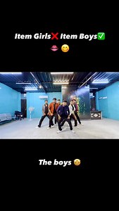 Hoth Rasiley Tere 👄😋 #réel #insta #trendingreels #music #dance #fun #sangeet #wedding #dj #sangeetdance #like #followforfollowback #share #community #comment #dubai #australia #india #mahrashtra #utterpradesh #kanpur #bangkok #america Hoth Raseele Dance Boys Dance Vibes Desi Swag Moves Killer Expressions Savage Steps Dance With Attitude Trend Vibes Groove Mode On Desi Beat Drop Raseele Moves | Aman Tiwari Avdc