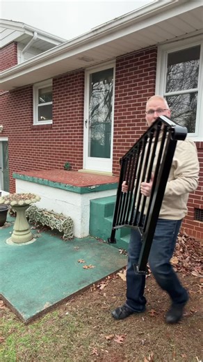 Secure and Easy-to-Install Outdoor Stair Handrail