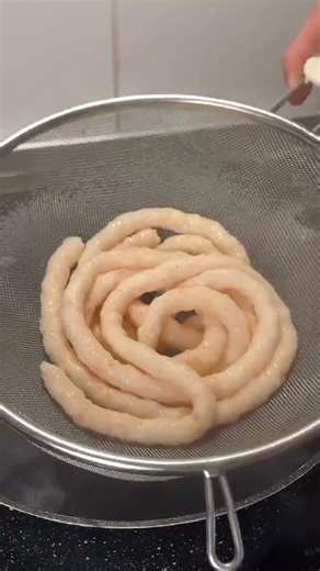 Quick and easy Japanese shrimp udon dish