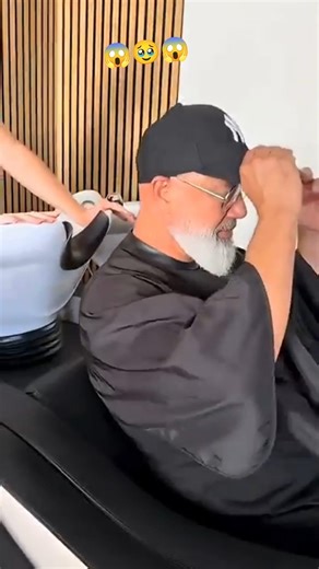 The boy had only one hair on his head🤩 He even reached the salon #viralvideo #ytshorts