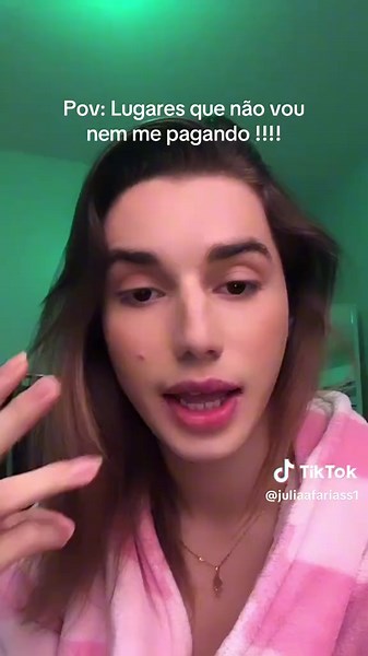 Julia Farias no TikTok
