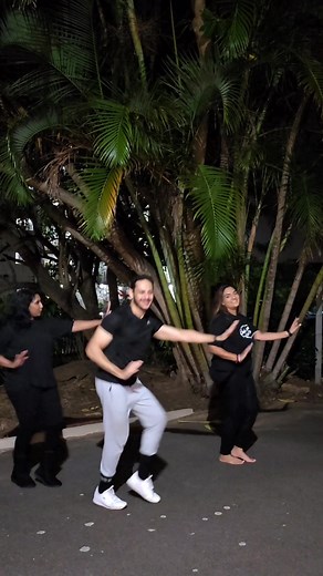 3 days to go! 💥 Have youu got your tickets yet!?✨ Chal Naach - Let’s Dance at the Durban Playhouse Opera Theatre on the 24th of August at 2pm & 6pm. 💃 Tickets are available on Webtickets or at your nearest PicknPay See you there! 💥 @Melisha_M #chalnaach #durbanplayhouse #rudradancetheatre #vandematram #ksdi #nehaalproductions #paramathmandancetheatre