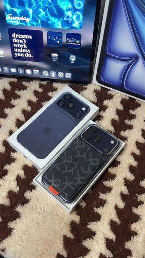 Discover Unique Leather Wallets for iPhone Users