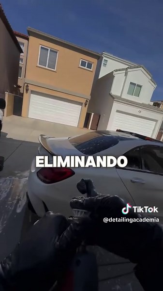 Curso Online de Car Detailing (@detailingacademia) - ¿Queres emprender tu negocio?👇🏻 Antes de invertir en herramientas o productos, lo más importante es aprender. He visto a muchas personas gastar dinero en cosas que realmente no necesitan. No se trata de cuánto inviertes, sino de qué tanto sabes usarlo. ¿Quieres tener un camino más claro para empezar en el detailing? Únete a nuestra academia en línea. Escríbenos al enlace de mi perfil. #cars #carros #detailingcars #detallado #cardetailing #us