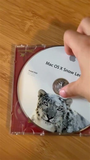 I actually have physical copy of Mac OS X ￼