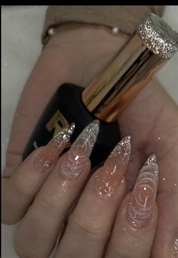 Hand Modeling Techniques: Creative Expressions with Nails