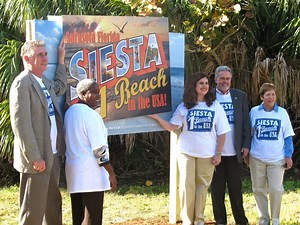 Siesta Key Beach 'No. 1 Beach' Sign Unveiled (Video)