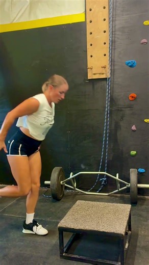 Single Leg Box Jumps #athlete #jumptraining #unilateraltraining