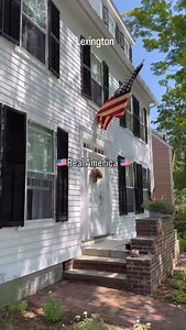 Lexington, Massachusetts Small towns, big flags, and pure American atmosphere 🇺🇸 This is the Real America you don’t always see ✨ . ✔️ Credit 👉🏆🎥 @pierremilonn . #conexaoamerica #lexington #usa #usa🇺🇸 #america #realamerican #usaflag #patriot #patriotism #porsche #town #citylife #usatravels #usacars #flag #calm #quiet #atmosphere #ästhetik #astheticvideos #fyp #reelinstagram #reelsinstagram #us #usatravels | Conexão América