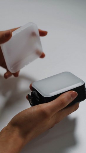 NEEWER RGB61: Compact Full Color RGB LED Video Light