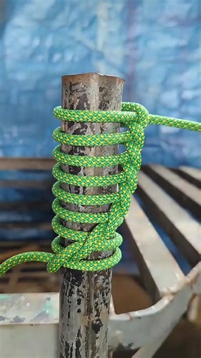 This Trick Looks Unbreakable 🤯