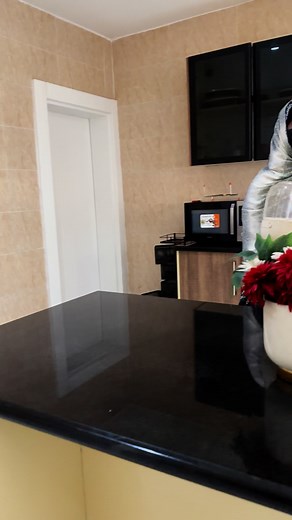 Ku kunna video dinnan yau kusha labari 🤣🤣🤣🤣 .. . . . . . . Duk wanda yakeson wannan dispenser din munada its 21k ne kuma kudinta. #kitchengoals #KitchenEssentials #kitchenware | Akushin Zamani