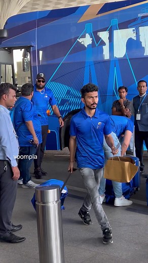 241K views · 537 reactions | Rohit Sharma and Pollard朗 The Mumbai Indians team was spotted at the airport, on the way to their next match | Voompla | Facebook
