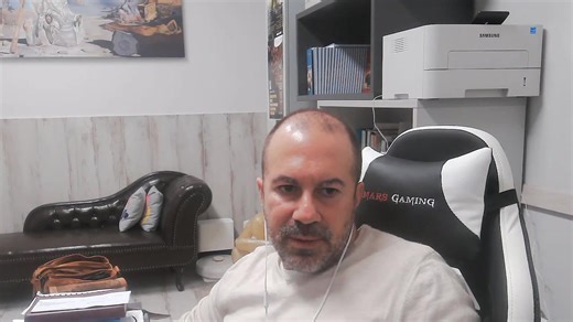 ΔΕΛΤΙΟ ΤΥΠΟΥ 19 Φεβρουαρίου 2026 Σήμερα επισημοποιήθηκε η διεθνής δημοσίευση του νέου μου επιστημονικού άρθρου στο περιοδικό Psychoanalytic Perspectives, από τον εκδοτικό οίκο Taylor & Francis. Τίτλος 🔎 Καταχώρηση και πρόσβαση: https://www.tandfonline.com/doi/full/10.1080/1551806X.2025.2588481 Τι καταθέτει το άρθρο Το άρθρο δεν προτείνει μια απλή προσθήκη στο πρόγραμμα σπουδών. Προτείνει μια μετατόπιση παραδείγματος. Υποστηρίζω ότι η ψυχαναλυτική εκπαίδευση δεν μπορεί να περιορίζεται στη δυαδικ