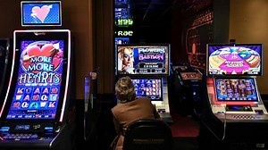 Comment des escrocs parviennent à pirater des machines de casino avec un smartphone