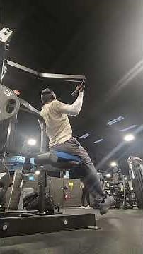 From pull-ups to pulldowns—vertical pulling done right.