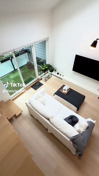 Vancouver Apartment Tour: Stunning Kitsilano Loft Insights