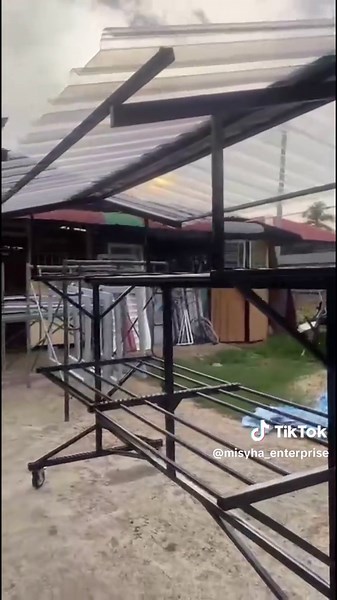 Roofed Clothes Drying Rack Completed