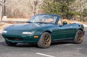 1991 Mazda MX-5 Miata Special Edition - 5-Speed Manual, British Racing Green, Limited-Slip Differential