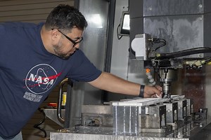 NASA Armstrong Builds Model Wing to Help Advance Unique Design - NASA
