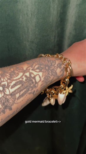 im OBSESSED!!!!! #mermaid #bracelet #beach #seashell #fyp